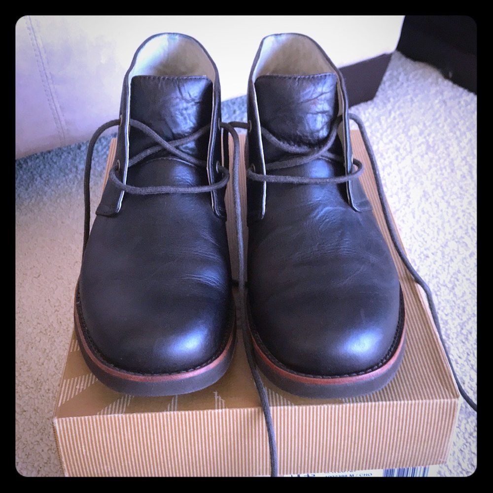 UGG M WESTLY  Men’s CHUKKAS Size 9
